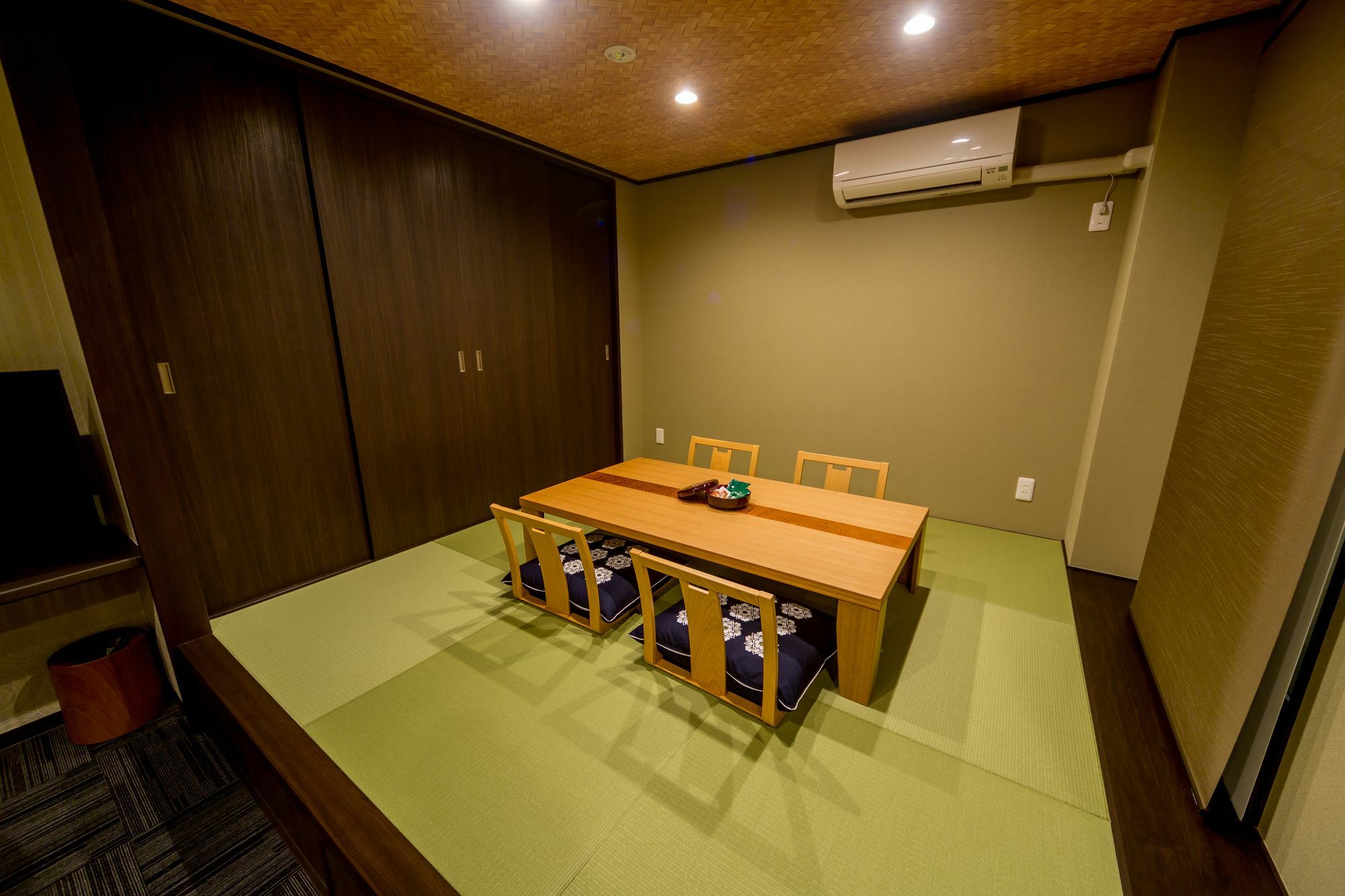 Apartment Resi Heian Sakura